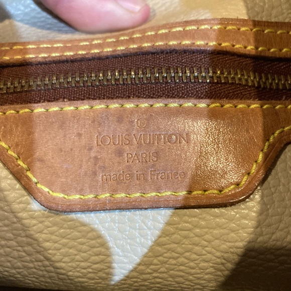 Authentic LV Vintage 90s Bucket Monogram Bag Purse Louis Vuitton Made In France - Picture 15 of 16